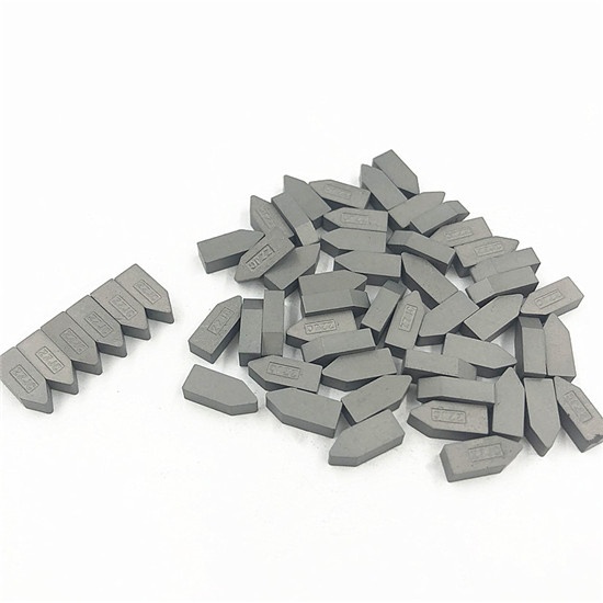 Cemented carbide brazed tips JCC110