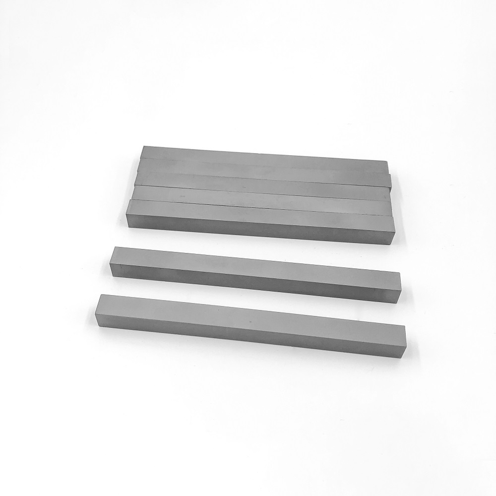 Cemented carbide plate